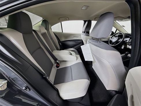 Certified 2025 Toyota Corolla LE image 28