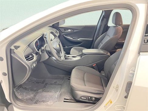 Certified 2023 Chevrolet Malibu LT w/ Driver Confidence Package image 11