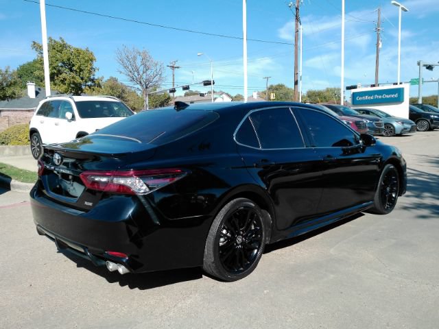 Used 2023 Toyota Camry XSE FWD image 6