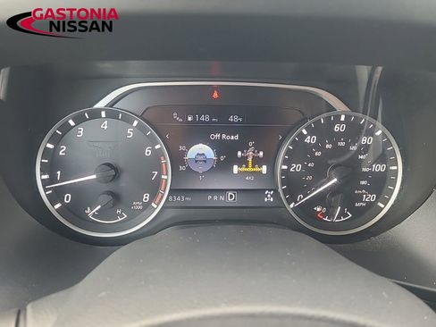 Used 2024 Nissan Titan SV w/ SV Convenience Package image 38