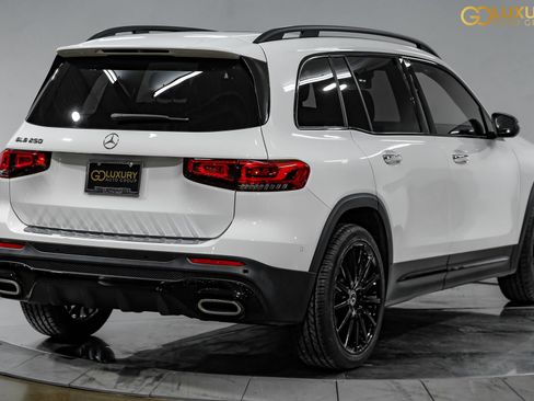Used 2023 Mercedes-Benz GLB 250 image 11