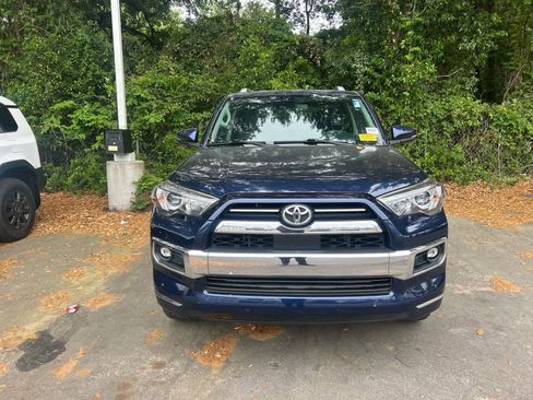 Used 2021 Toyota 4Runner Limited AWD/4WD image 6