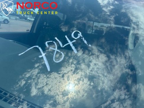 Used 2018 RAM 3500 SLT image 27