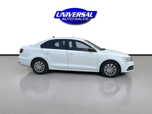 Used 2016 Volkswagen Jetta S image 8