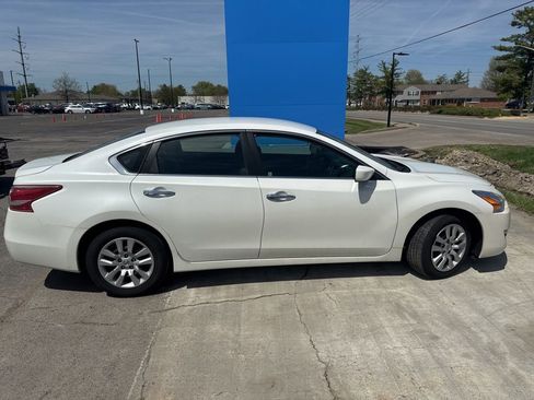Used 2013 Nissan Altima 2.5 S image 6