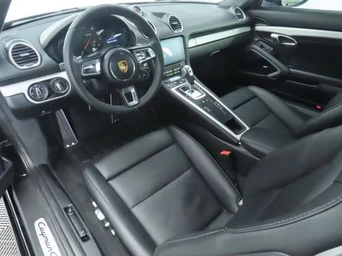 Used 2018 Porsche 718 Cayman GTS RWD image 8