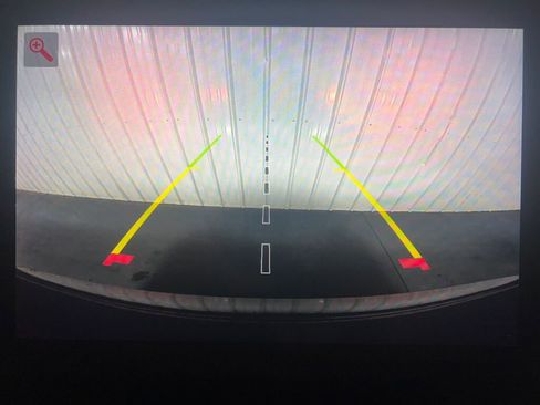 Used 2022 Jeep Wagoneer Series III w/ Flexible Seating Group image 11