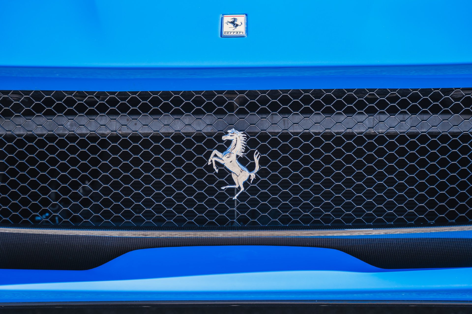 Used 2022 Ferrari 812 GTS RWD image 36