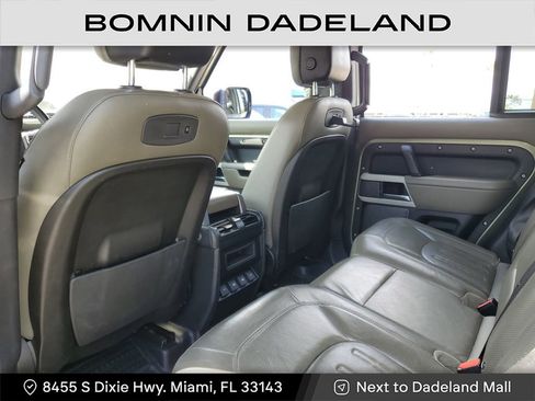 Used 2020 Land Rover Defender 110 SE image 9