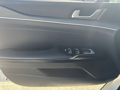 Used 2025 Kia K5 LXS image 18