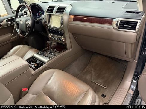 Used 2018 Lexus GX 460 Luxury image 11