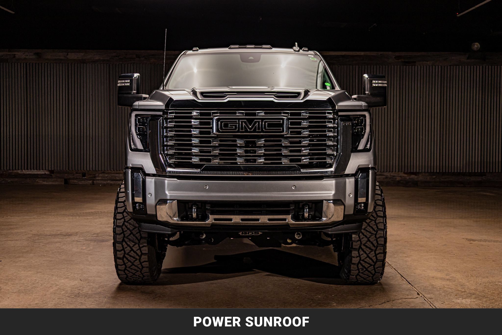 Used 2026 GMC Sierra 3500 Denali w/ Denali Reserve Package AWD/4WD image 4