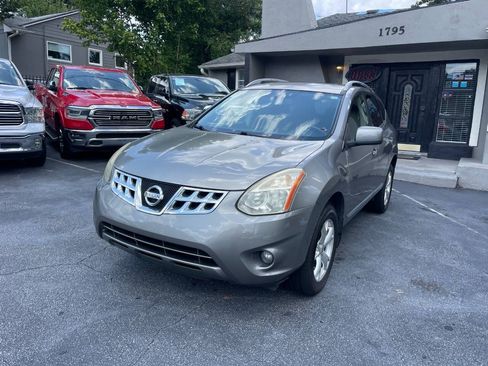 Used 2011 Nissan Rogue SV FWD image 2