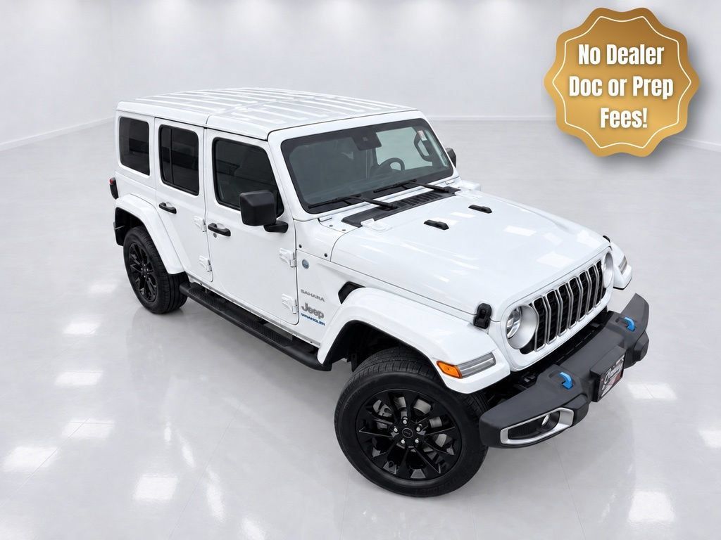 Used 2024 Jeep Wrangler Unlimited Sahara AWD/4WD image 3