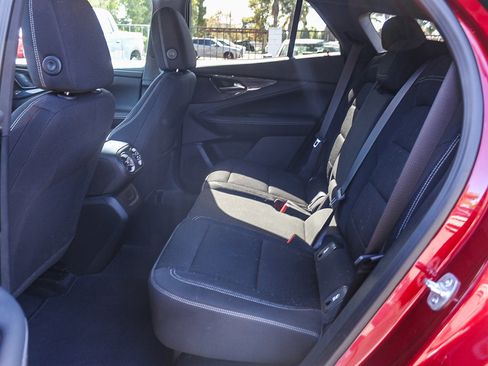 Used 2025 Chevrolet Blazer EV LT image 18