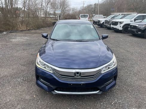 Used 2017 Honda Accord Sport image 3