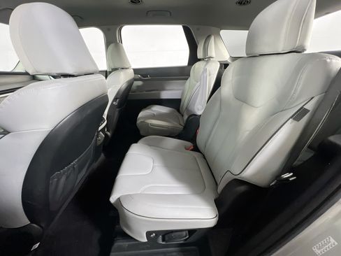Used 2023 Hyundai Palisade SEL w/ Cargo Package AWD/4WD image 24