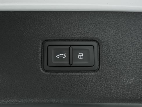 Certified 2022 Audi Q7 2.0T Premium image 41