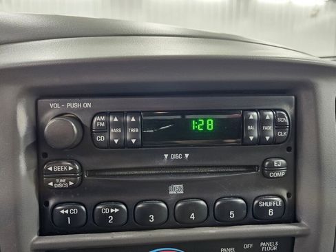 Used 2003 Ford F150 XLT image 24