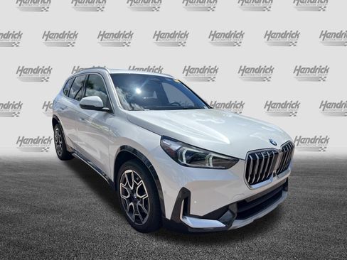 Certified 2025 BMW X1 xDrive28i AWD/4WD image 2