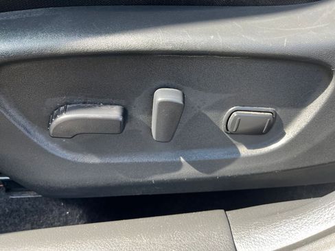 Used 2020 Nissan Rogue SV AWD/4WD image 22
