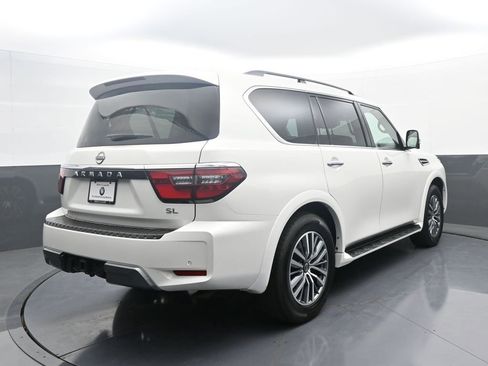 Used 2023 Nissan Armada SL w/ Captain's Chairs Package AWD/4WD image 7