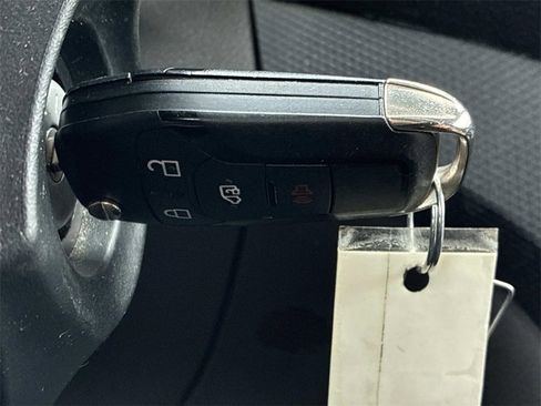 Used 2020 Ford Transit Connect XL image 25