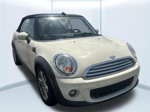 Used 2014 MINI Cooper Convertible FWD image 2
