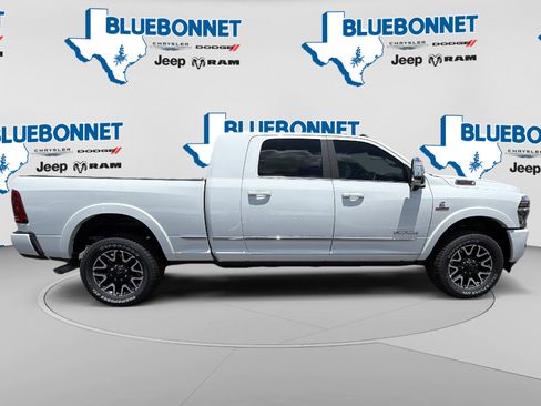 Certified 2026 RAM 3500 Limited AWD/4WD image 4