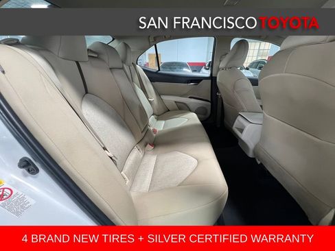Certified 2018 Toyota Camry LE image 17