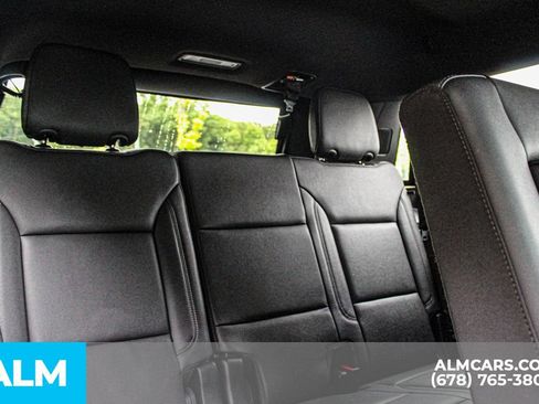 Used 2025 Chevrolet Tahoe LT AWD/4WD image 18