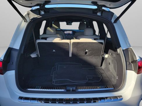 Certified 2025 Mercedes-Benz GLS 450 4MATIC image 9