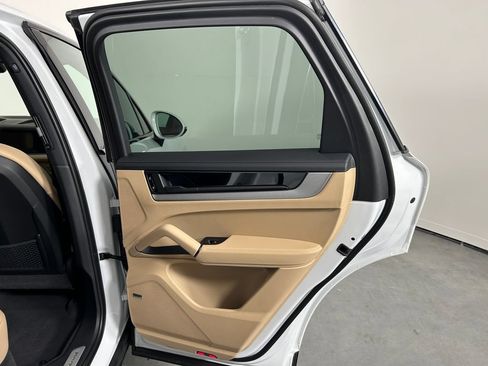 New 2026 Porsche Cayenne AWD/4WD image 25