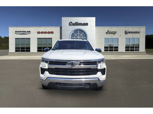 Used 2022 Chevrolet Silverado 1500 LT image 8