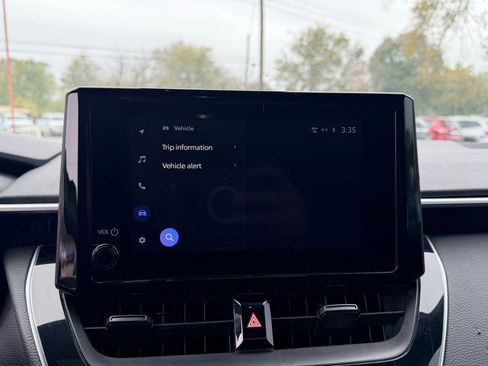 Used 2023 Toyota Corolla SE image 14