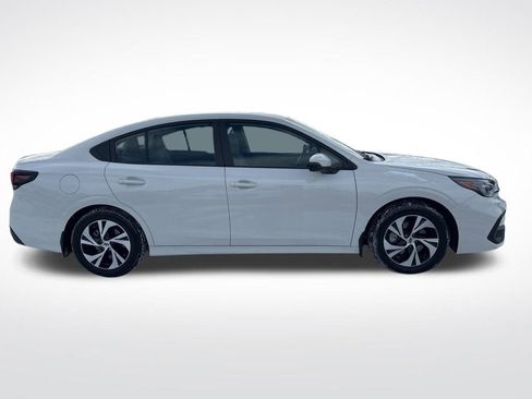 Used 2025 Subaru Legacy Premium image 9