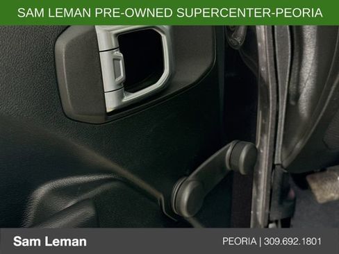 Used 2020 Jeep Wrangler Sport AWD/4WD image 17