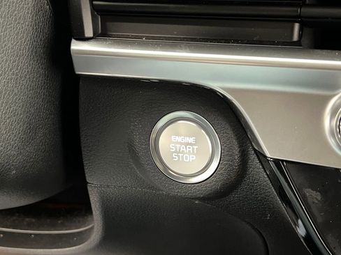 Used 2025 Kia Telluride S image 57