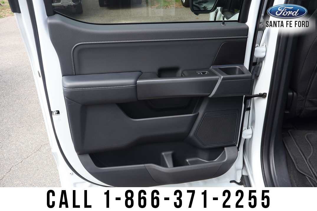 Used 2024 Ford F150 XLT w/ XLT Black Appearance Package RWD image 21