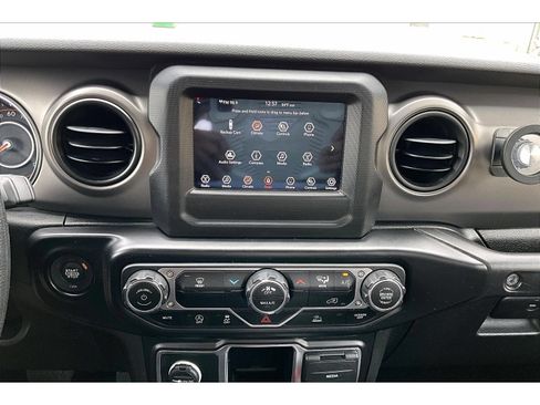Certified 2022 Jeep Wrangler Unlimited Sport AWD/4WD image 25