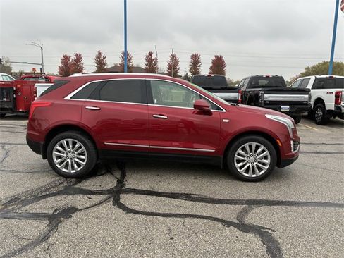 Used 2019 Cadillac XT5 Platinum image 3