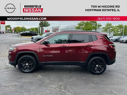 Used 2022 Jeep Compass Latitude AWD/4WD image 6