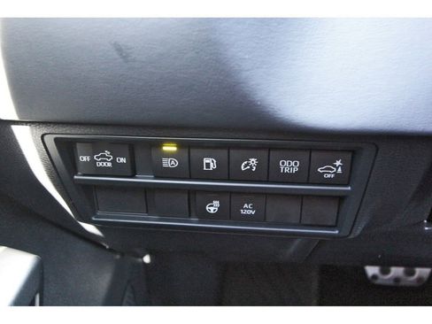 Used 2026 Toyota Tundra Platinum w/ TRD Off-Road Package image 20