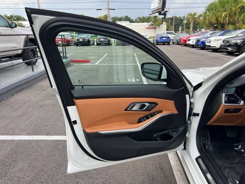 Used 2022 BMW 330e xDrive w/ Driving Assistance Package AWD/4WD image 27