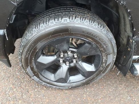 Used 2019 RAM 1500 Big Horn image 9