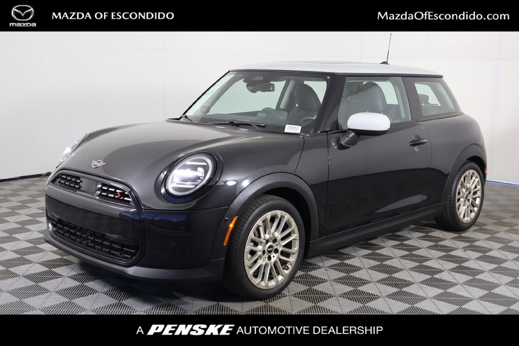 Used 2025 MINI Cooper S FWD image 1