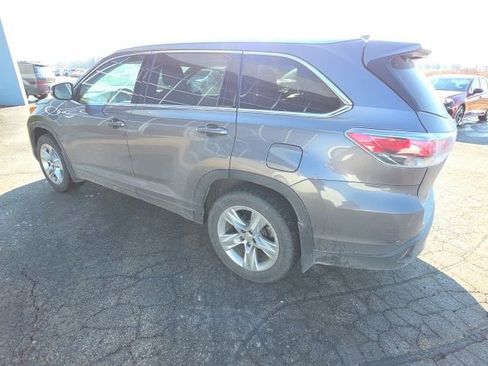 Used 2015 Toyota Highlander Limited Platinum image 13