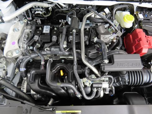 New 2026 Nissan Sentra SR FWD image 10