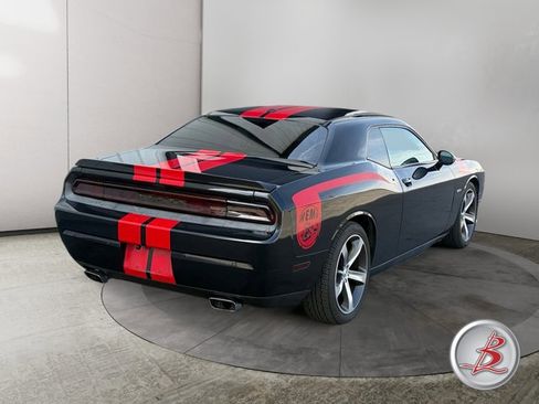 Used 2014 Dodge Challenger R/T image 7