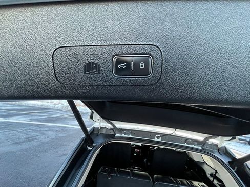 Used 2022 Lincoln Aviator AWD w/ Premium Package image 29